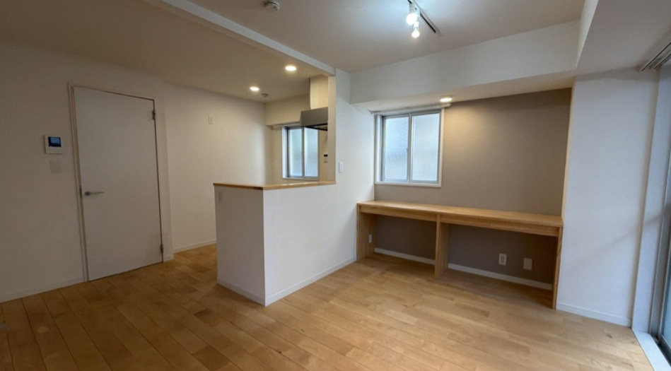 リフィオ三軒茶屋の居間・リビング