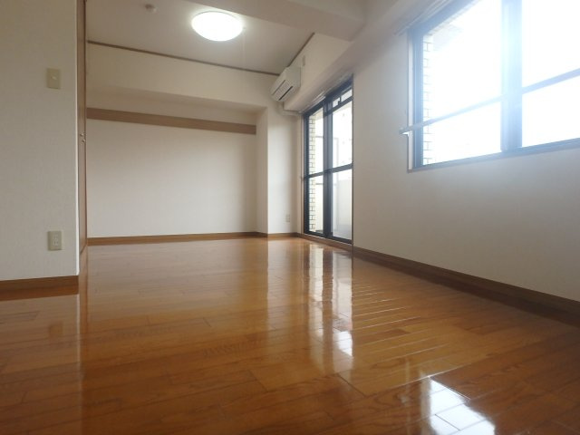 【寝室】 | サテライトビルⅠ | ゆとりの広さです