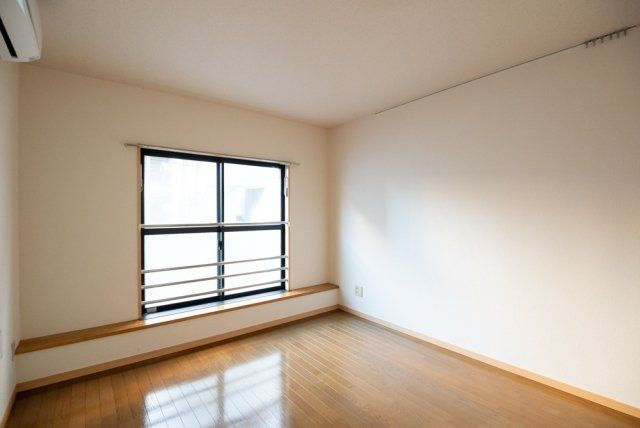 クレアシオン南大塚の洋室