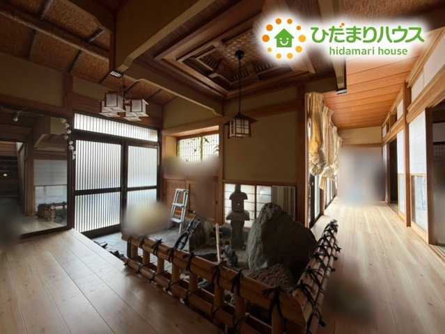 いわき市常磐上湯長谷町釜ノ前　中古戸建　の玄関|玄関は「その家の顔」とお考えの方にオススメの広さです☆乱雑になりがちな玄関をスッキリ見せてくれます！