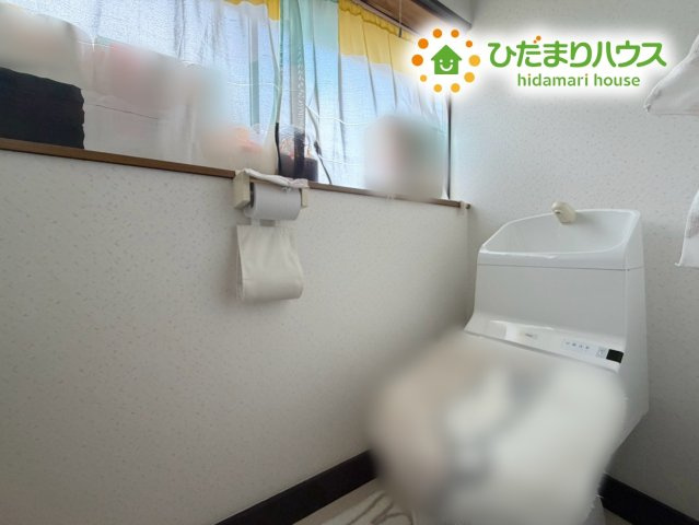 いわき市常磐上湯長谷町釜ノ前　中古戸建　のトイレ|トイレは1F、2F共に完備！取り合いになることがありませんね(^^)/