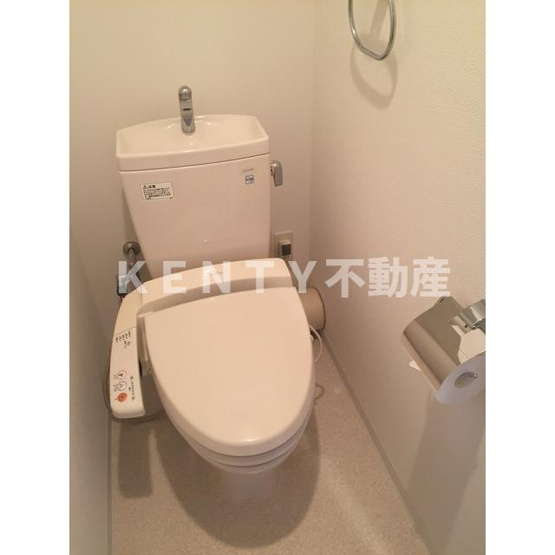 【トイレ】 | ＬａＳａｎｔｅ五反田 | 清潔感のあるトイレです