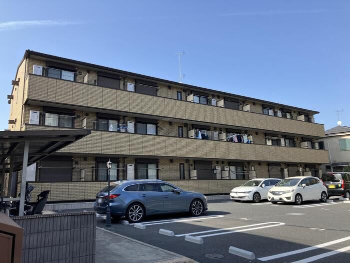 ラテルの外観