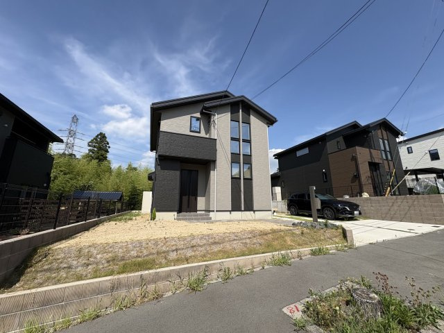 神戸市北区花山中尾台1丁目戸建の外観