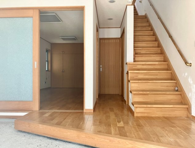 千駄木戸建のロビー