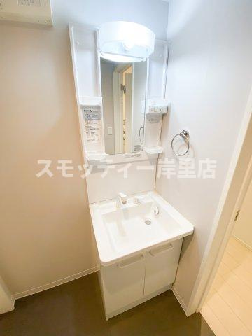 クラスティーネ オリオノの独立洗面台
