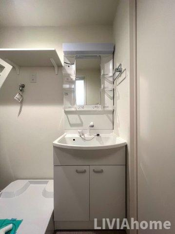 練馬区関町北３丁目のアパートの独立洗面台|同シリーズの参考写真です。実際の設備・内装は現況を優先とさせていただきます。