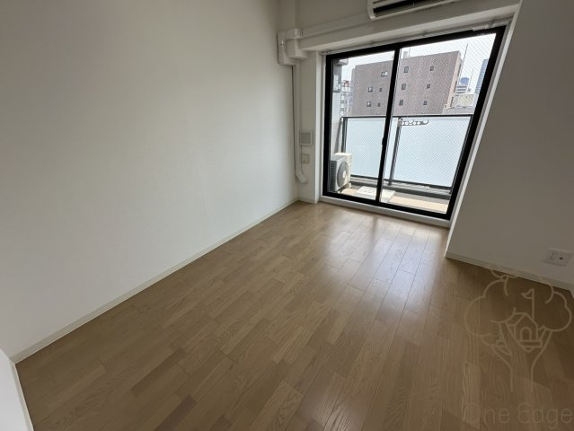 HS梅田EASTの居間・リビング