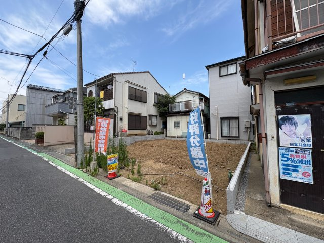 《仲介手数料半額》富士見市水谷東4期の前面道路含む現地写真
