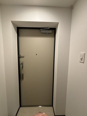 GENOVIA妙典の玄関