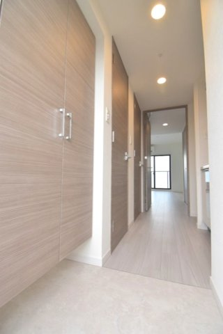 【玄関】S-RESIDENCE三国WEST