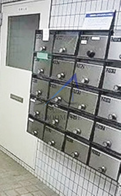 メゾン・ド・イザールのその他共用部分|集合ポストです。