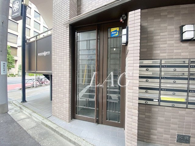 【エントランス】 | コンフォート・イシイ | エントランスです。