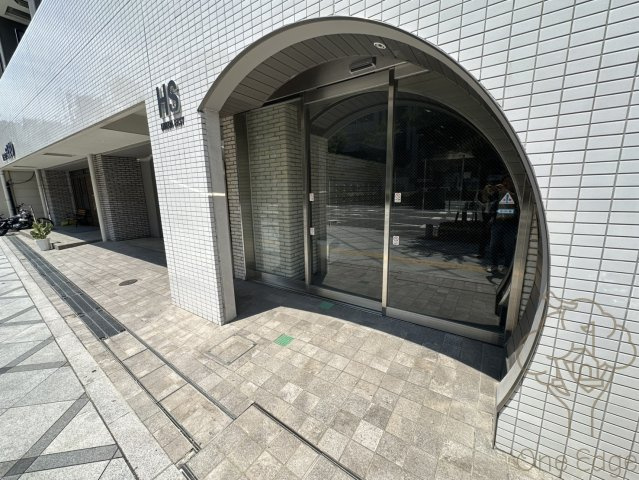 HS梅田EASTのエントランス