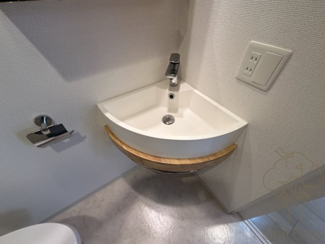 HS梅田EASTの洗面所