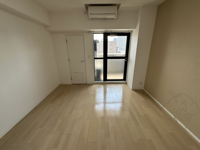 HS梅田EASTの居間・リビング