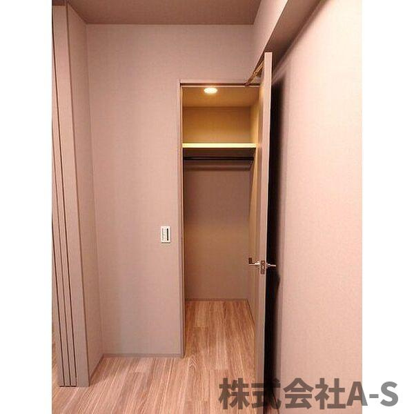 ザ・ライオンズフォーシア今池の収納|同間取り画像使用
実際のお部屋と色などが異なる場合がございます。