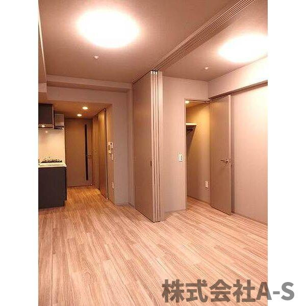 ザ・ライオンズフォーシア今池の居間・リビング|同間取り画像使用
実際のお部屋と色などが異なる場合がございます。