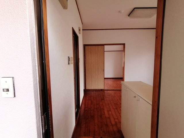那覇市泉崎２丁目の賃貸マンションの玄関