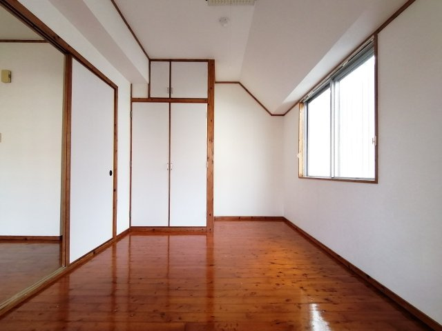 那覇市泉崎２丁目の賃貸マンションの洋室
