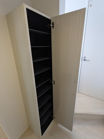 ハーモニーテラス河岸町Ⅱの玄関|シューズボックス