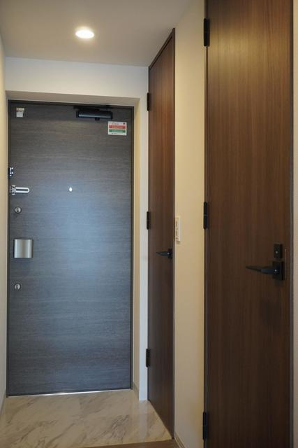 ＴＥＮＡＳ池下（テナス池下）の玄関|※写真は同タイプ住戸です。
