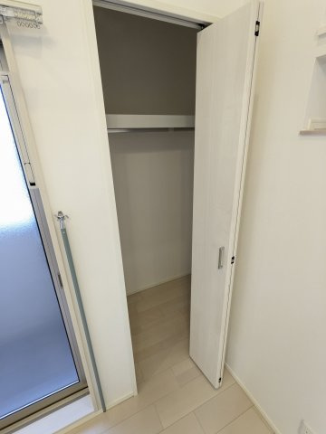 ハーモニーテラス志賀町Ⅵの収納|クローゼット