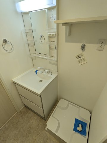 ハーモニーテラス志賀町Ⅵの洗面所