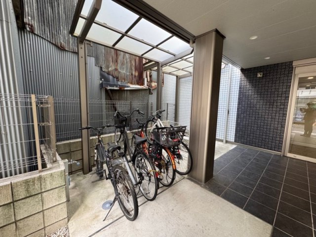 ラコルタ　ブローンの外観|駐輪場