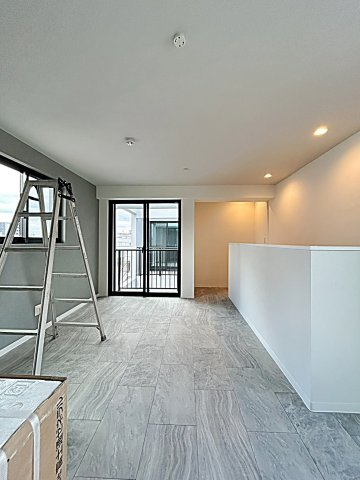 Ｃｅｌｅｎｅｓｔ浄心の居間・リビング