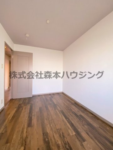 【洋室】 | 　PHOENIX COURT 交野Ⅰ | ゆったりした洋室です