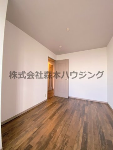【洋室】 | 　PHOENIX COURT 交野Ⅰ | 使い勝手のいい洋室です