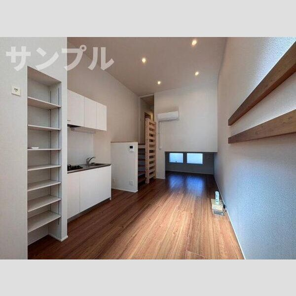 コレクション浅間町Northの居間・リビング