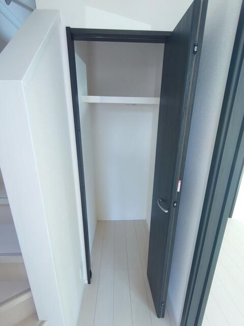 アイビス荒井の収納
