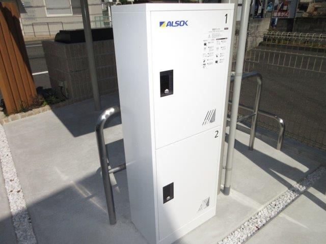 倉敷市八王寺町のアパートのその他共用部分|宅配ボックス完備