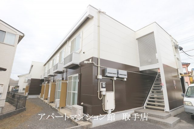 レオパレスレイクサイドの外観|画像1