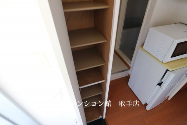 レオパレスコトブキの収納