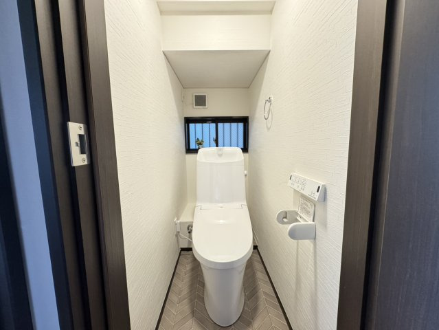 五毛通３丁目戸建のトイレ