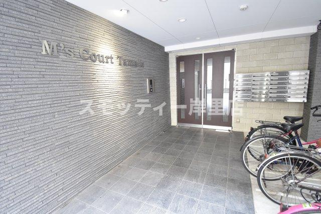 エムズコート玉出のエントランス