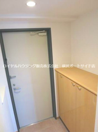 【玄関】
