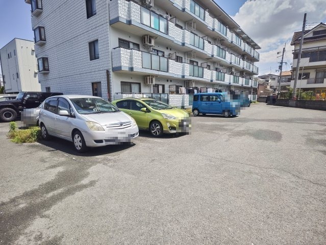 【駐車場】 | リーベルハイム沼田 | 駐車場があるので、車を買う予定の方も安心です