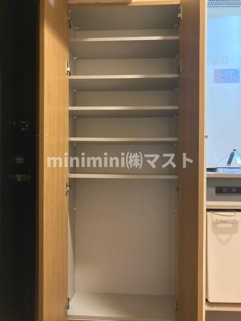 エステムコート大阪城南の収納