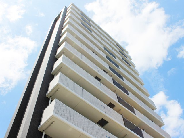 プレミアムコート名古屋金山インテルノの外観|外はこのようになっています