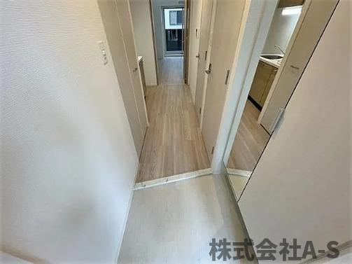 エスリード金山ル・グランの玄関|同間取り画像使用
実際のお部屋と色などが異なる場合がございます。