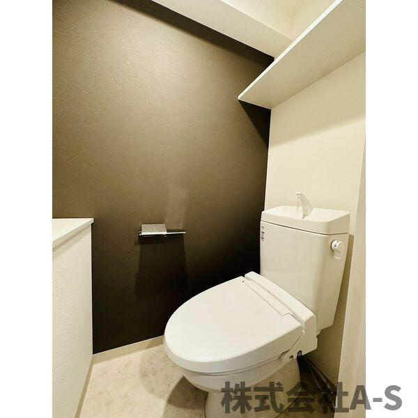 ディアレイシャス大須観音Ⅲのトイレ|同間取り画像使用
実際のお部屋と色などが異なる場合がございます。