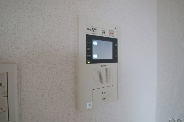 【セキュリティ】 | プレサンス名古屋STATIONビーフレックス | モニター付きインターホンです