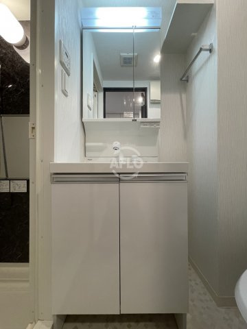 レオンコンフォート新梅田IIの独立洗面台|レオンコンフォート新梅田II　独立洗面台