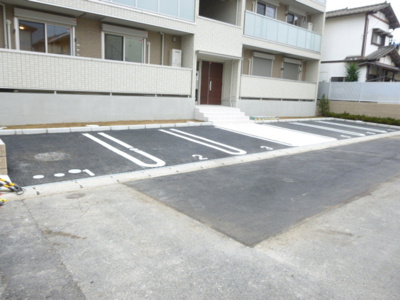 【駐車場】 | ホワイトコーストポロ