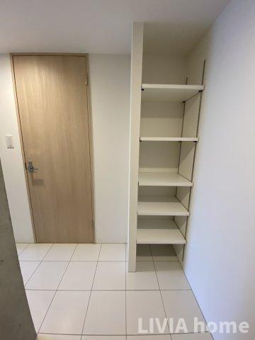 目黒区目黒２丁目の賃貸マンションの玄関