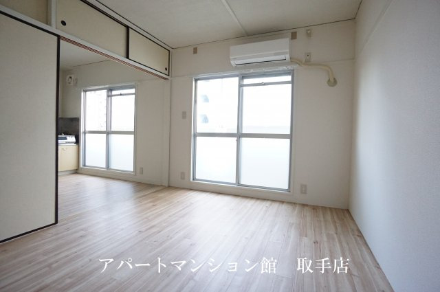 ビレッジハウス台宿1号棟の居間・リビング